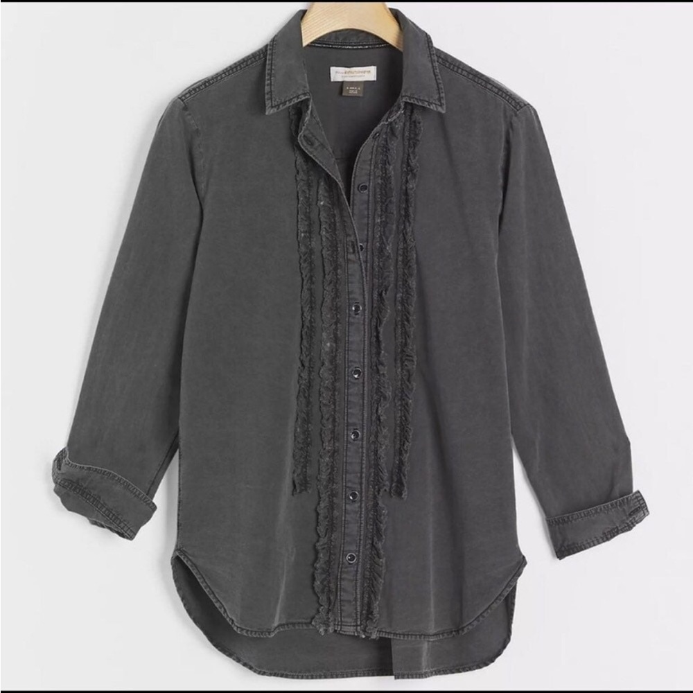 Anthropologie Pilcro Janie Denim Ruffked Buttondown - M